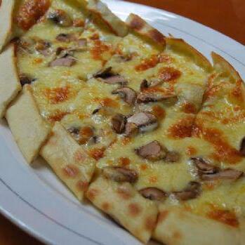 Mantarlı Kaşarlı Pide